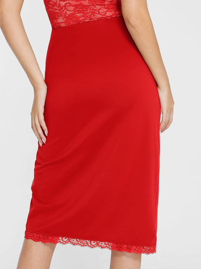 Ensemble body sculptant en dentelle gainant avec jupe mi-longue amincissante